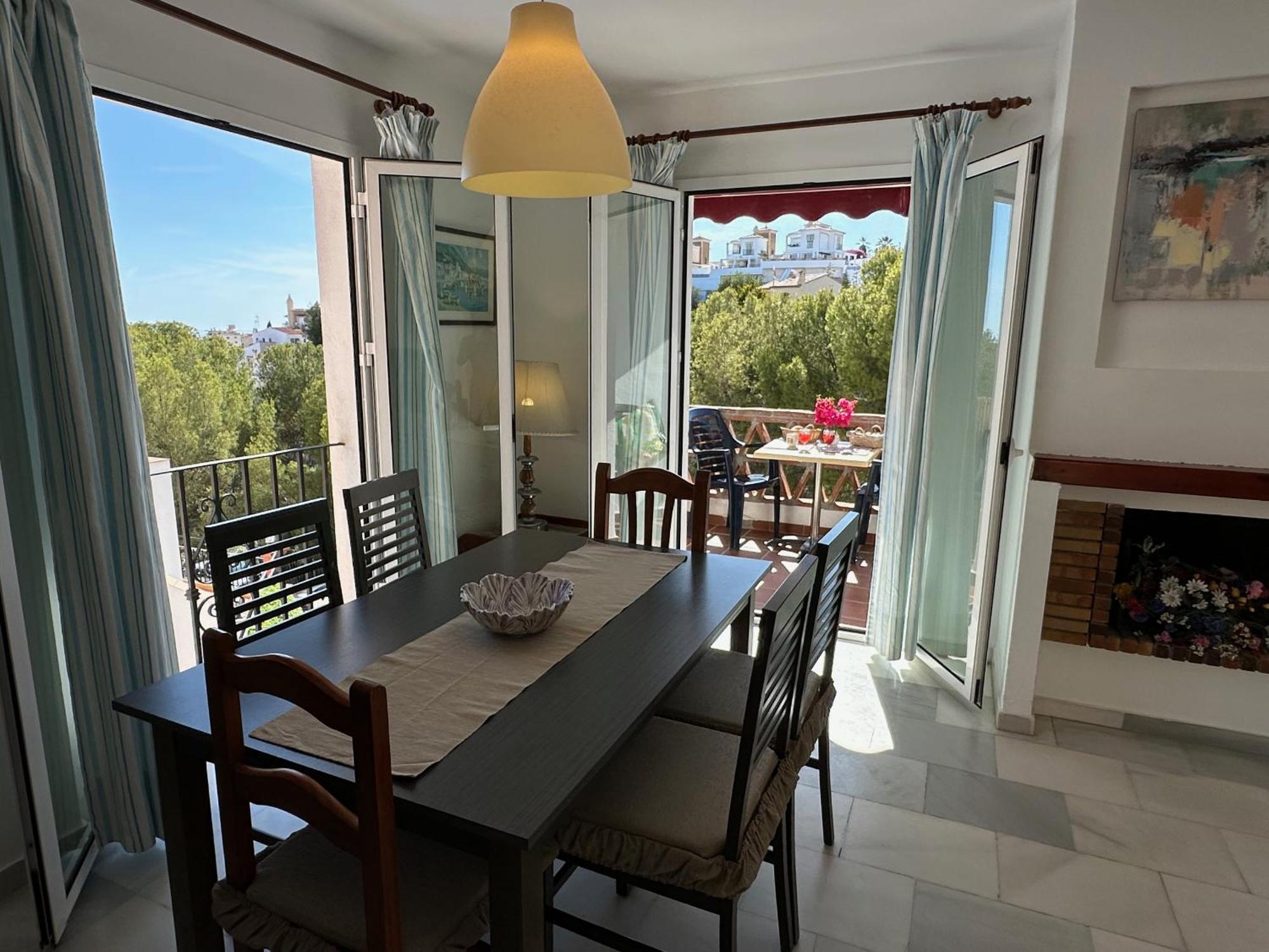 Spacious family villa Aljamar 8a Nerja Exteriör bild